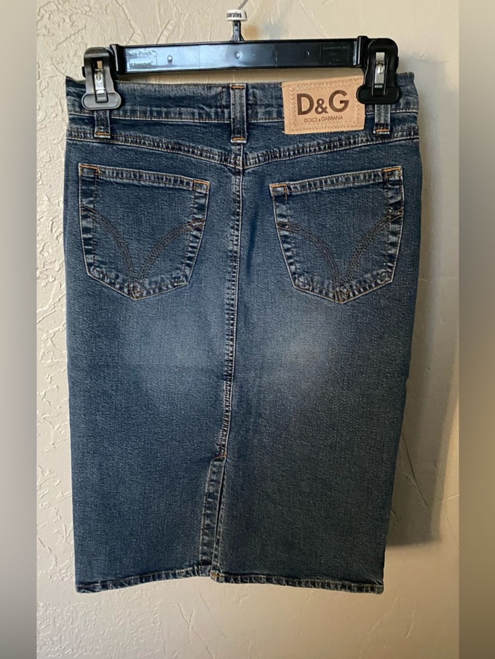 Dolce & Gabbana women’s Blue Slim Straight Jeans - Picture 3 of 9